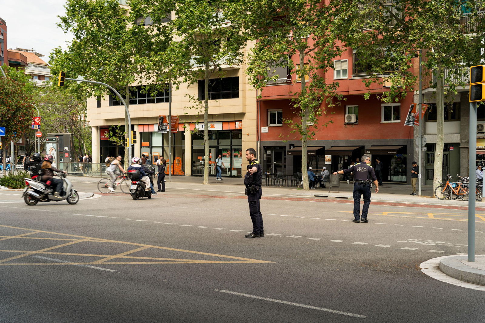 Policemen are seen directing traffic during the blackout.
