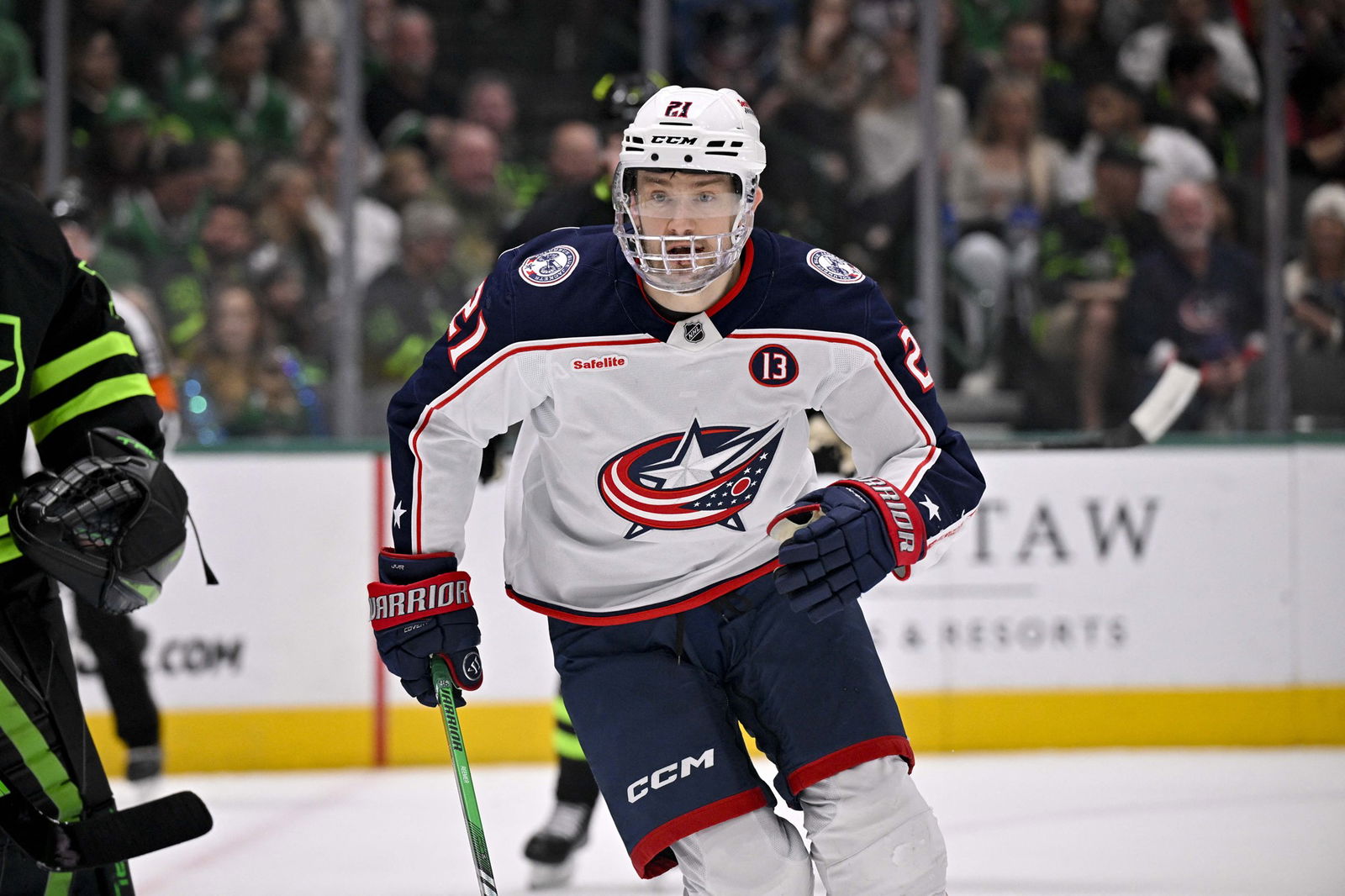 James van Riemsdyk förlänger karriären