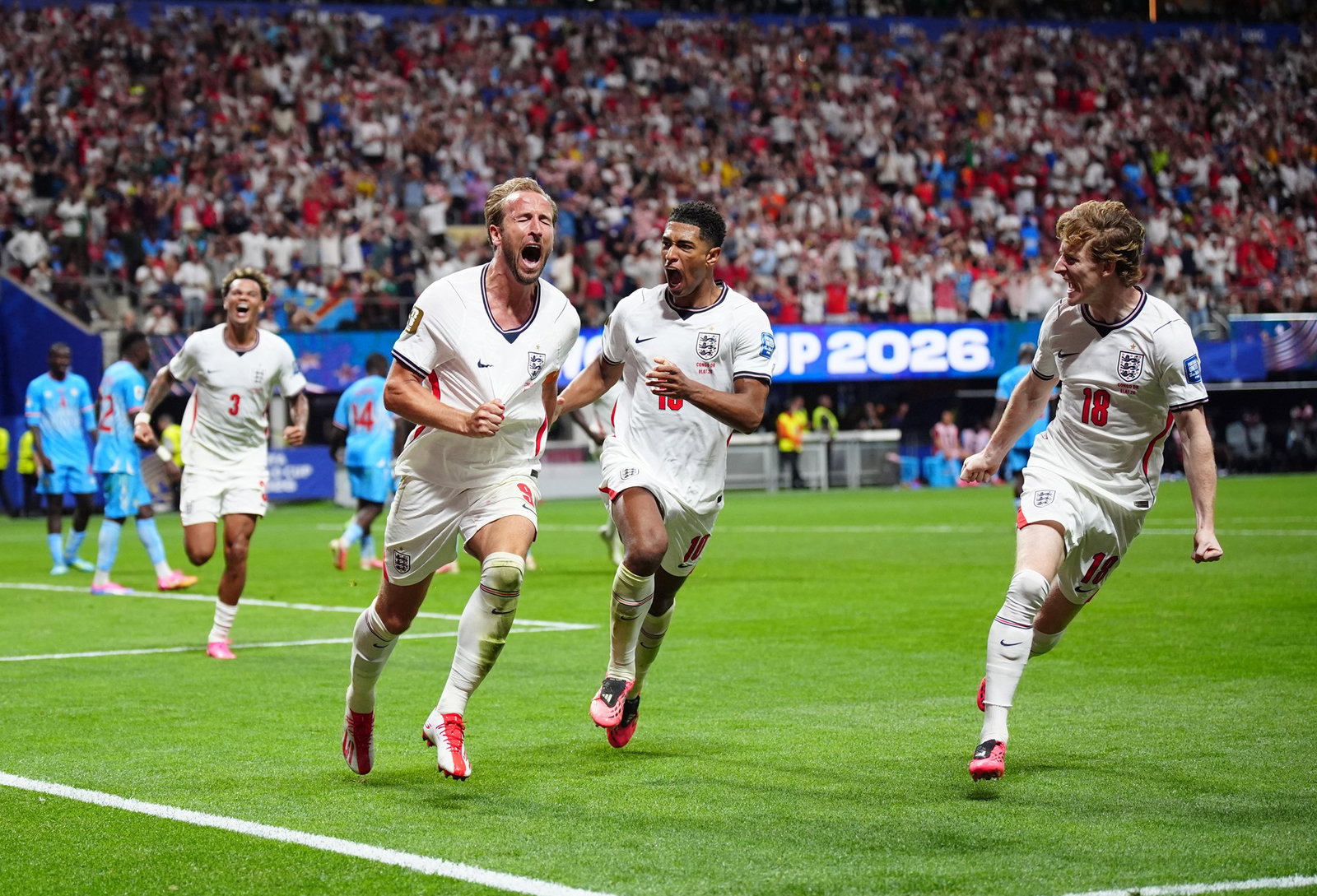 Kane scores a second for England