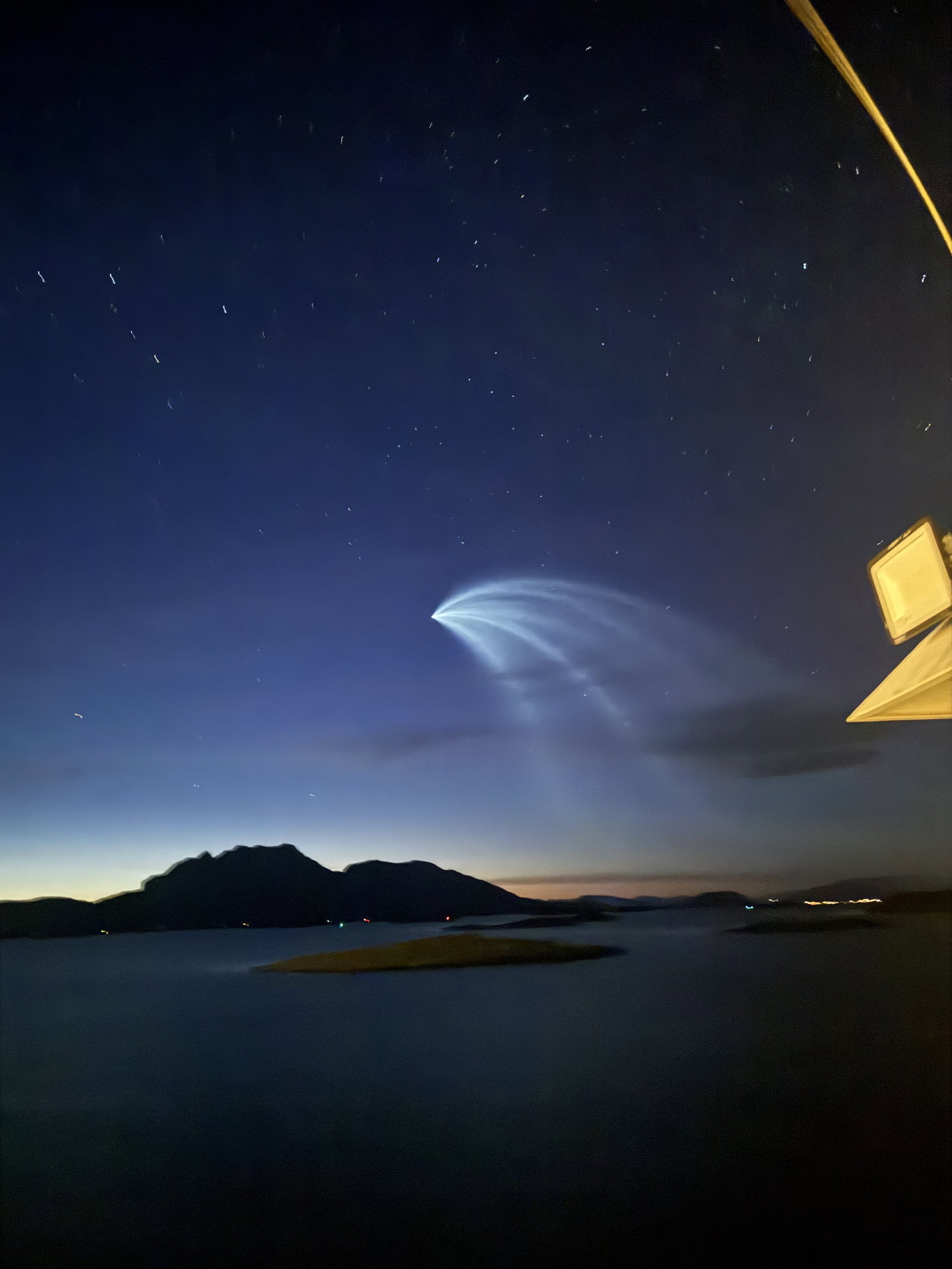 Lys på himmelen vekker oppsikt - Dagbladet